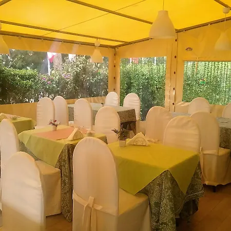 Orchidea 4* ג'וליאנו אין קאמפאניה