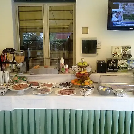 Orchidea מלון ג'וליאנו אין קאמפאניה