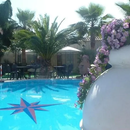 Orchidea מלון 4*