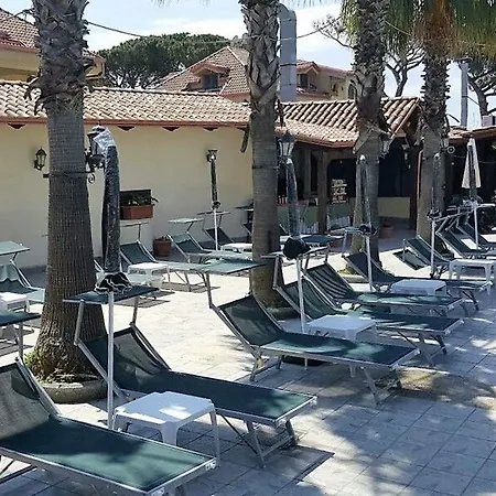 Orchidea מלון ג'וליאנו אין קאמפאניה