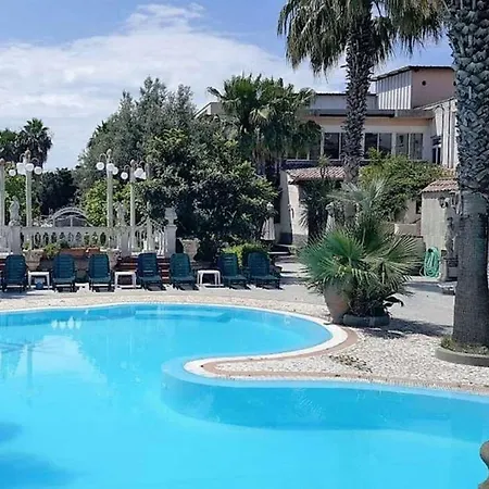 Orchidea 4* ג'וליאנו אין קאמפאניה