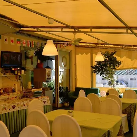 Orchidea מלון ג'וליאנו אין קאמפאניה