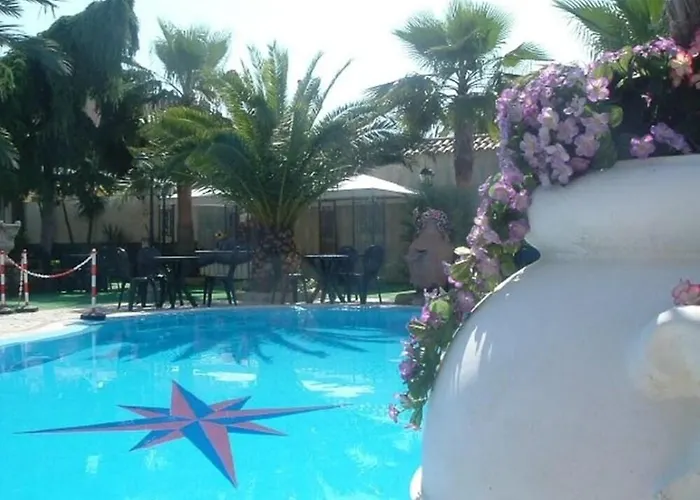 Orchidea فندق 4*