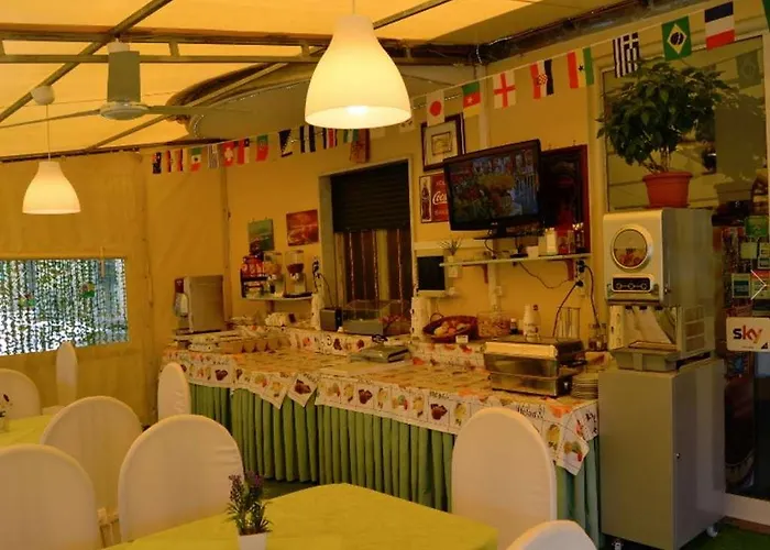 Orchidea فندق 4*