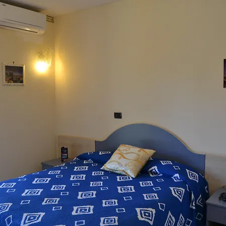 Orchidea 4* Giugliano In Campania
